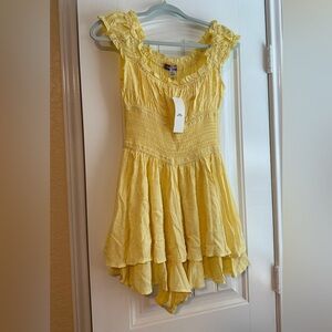 * Urban Outfitters Rosie Smocked Tiered Ruffle Romper sz m